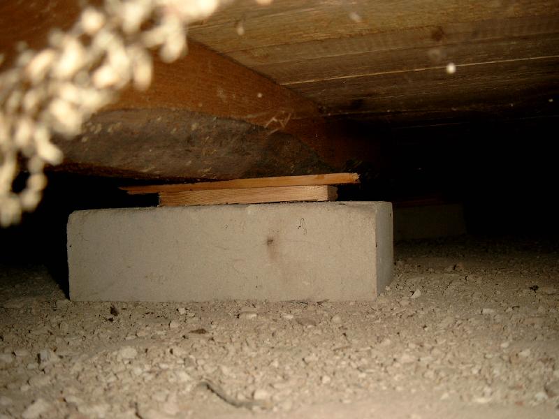 Holzbalkenlage